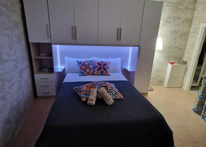 Serena's House Апартаменты Сиракузы