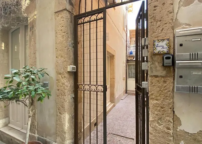 Serena's House *